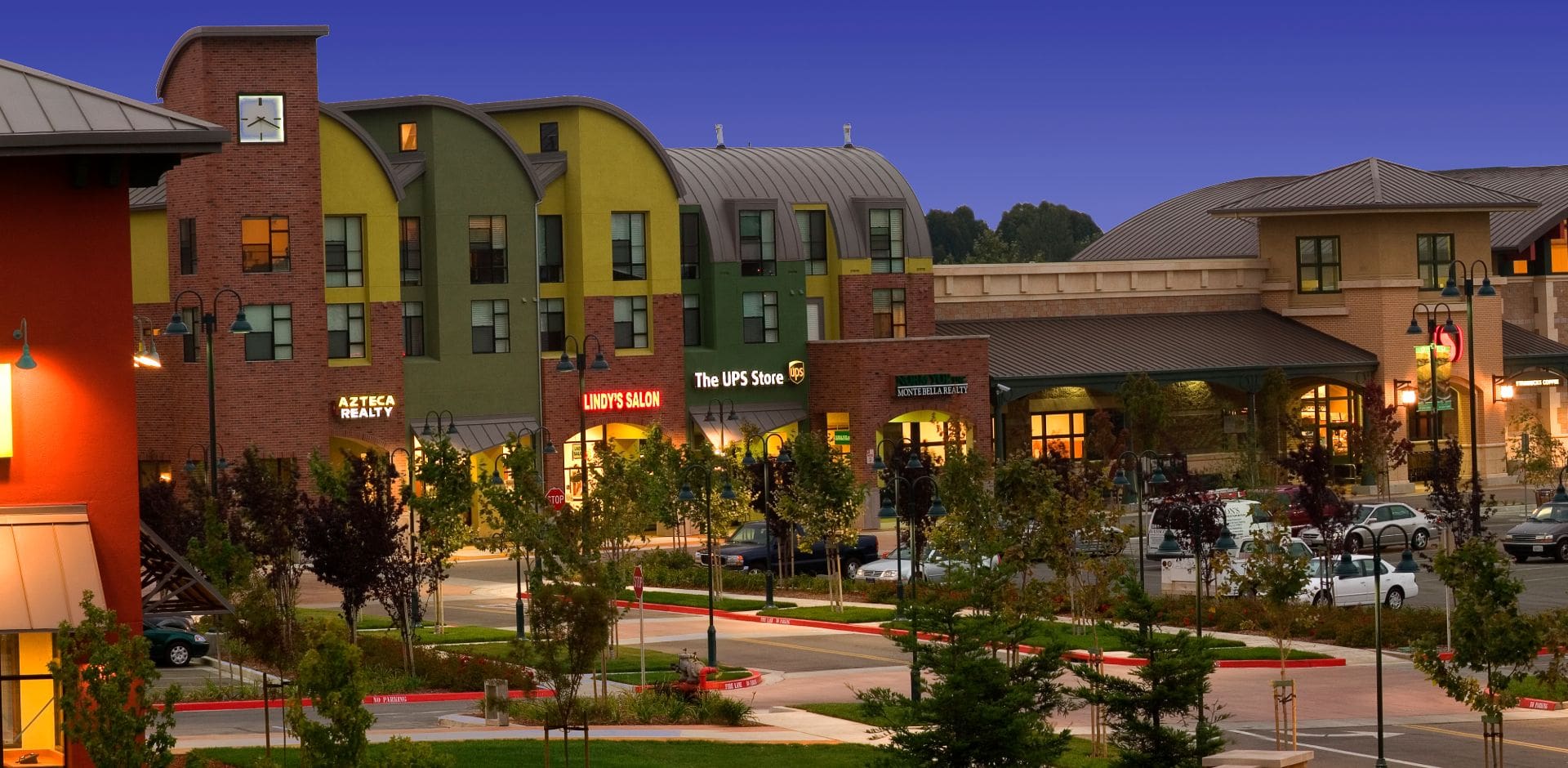 Photo of the Creekbridge Retail Shopping Center